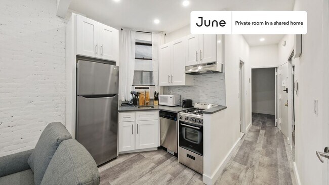 Building Photo - Room in Shared 2 bed/1 bath home