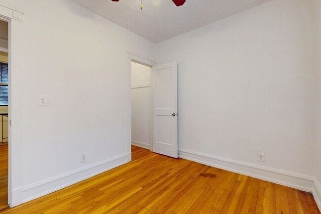 Floorplan - 5339-5345 S. Woodlawn Avenue