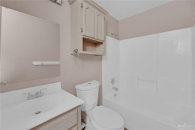 Building Photo - 14 Tampa St