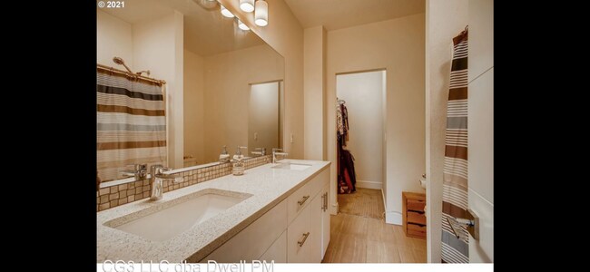 Building Photo - 1277 N Jessup St