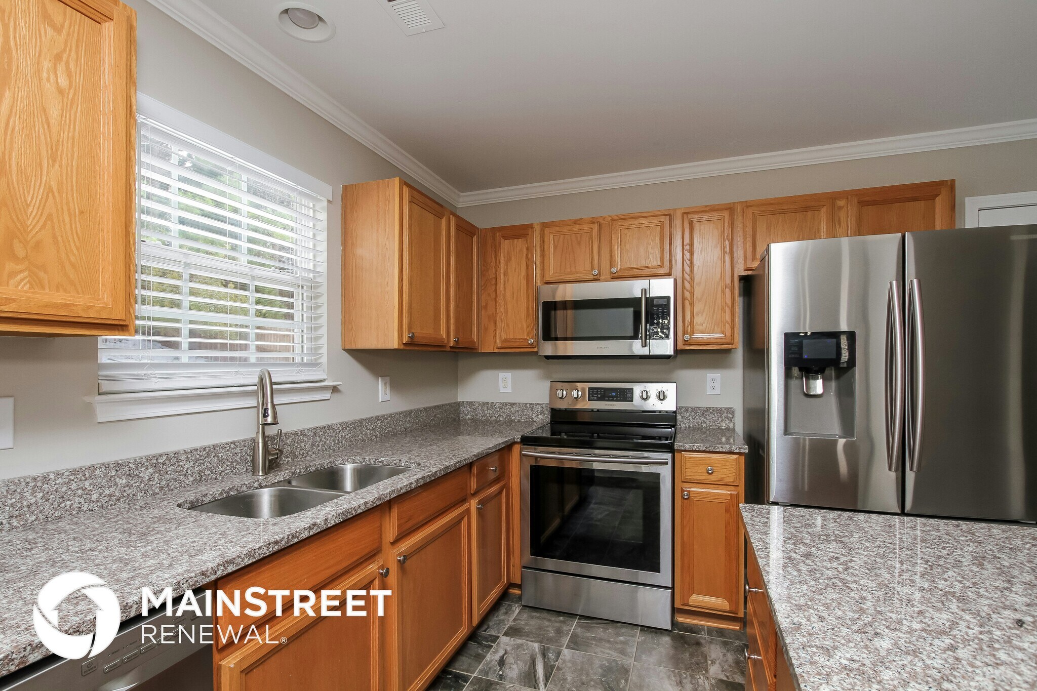 Building Photo - 756 Georgie St