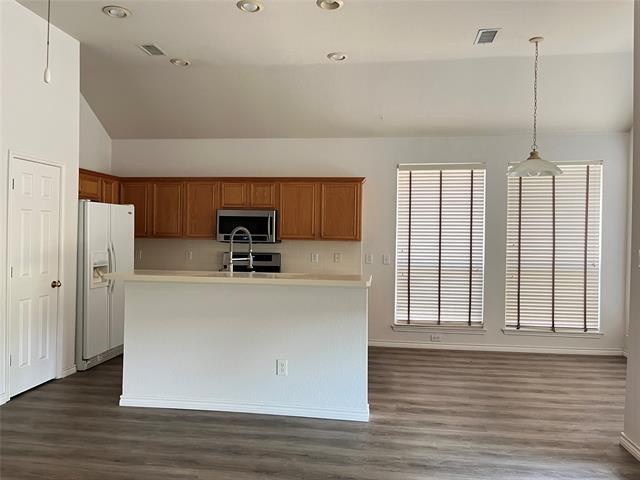 Building Photo - 9814 Glenshee Dr