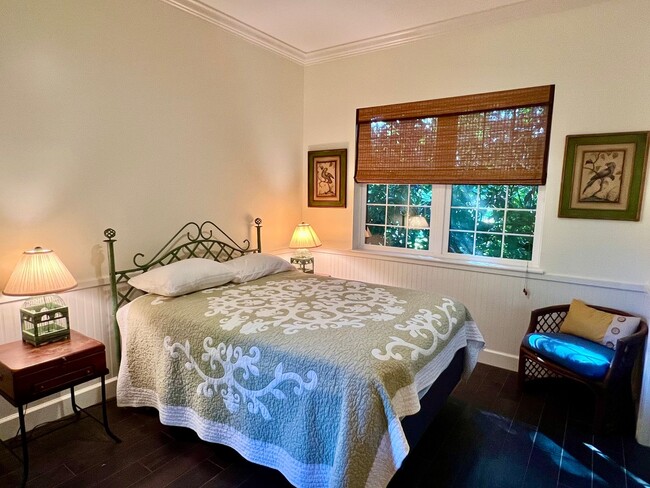 Building Photo - Luxury Oceanview Estate | Fully Furnished ...