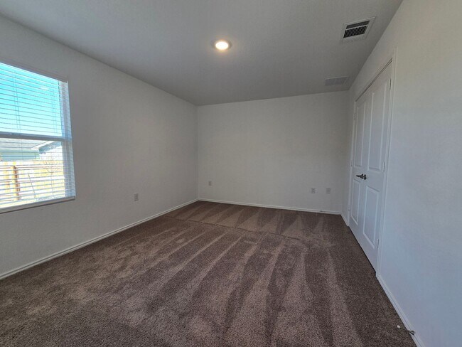 Building Photo - 13327 Laffoon Wy