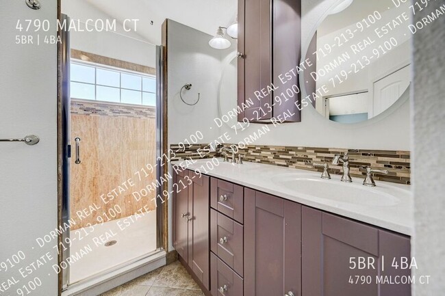 Building Photo - 4790 Malcom Ct