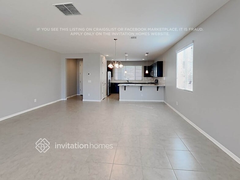 Building Photo - 1636 N 209th Ave