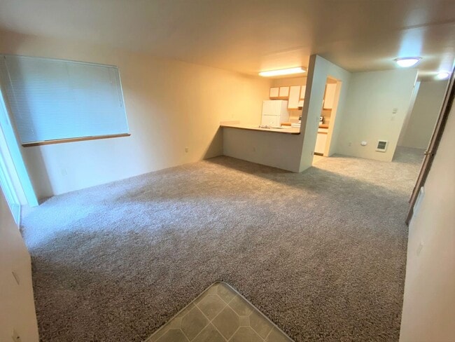 Building Photo - 806 Juniper Ave