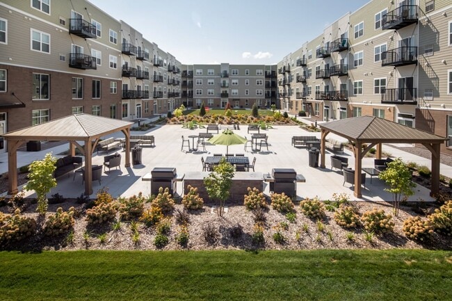 Building Photo - The Edison at Rice Creek I and II
