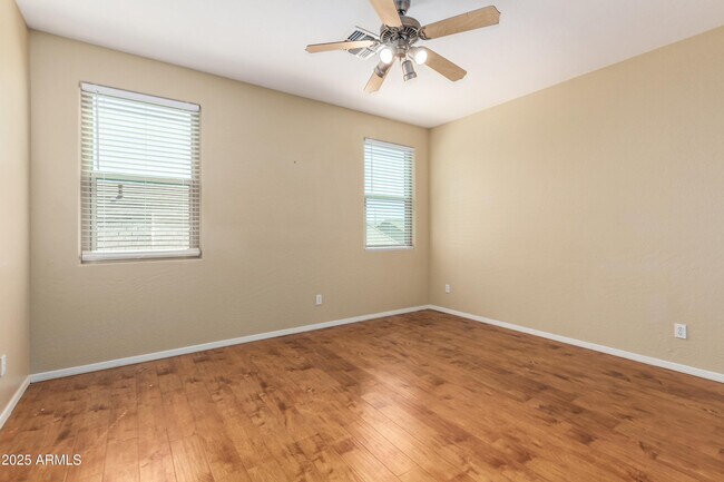 Building Photo - 3437 E Kingbird Pl