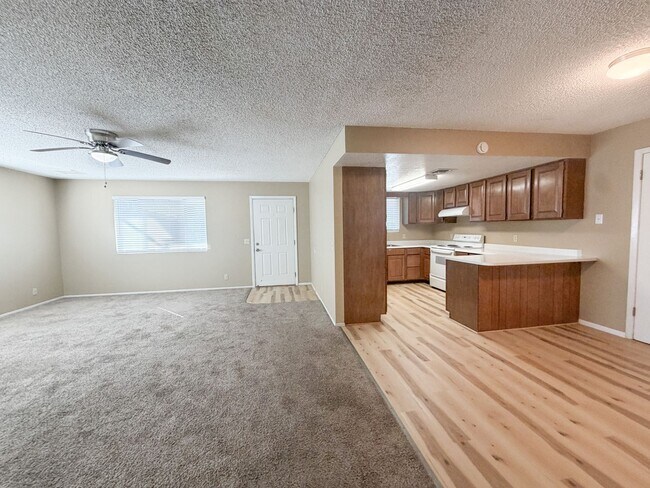 Building Photo - 4036 Mission A