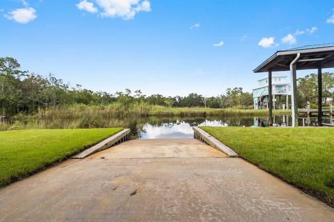 Building Photo - 4166 Old Lazy River Rd