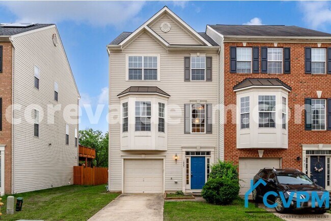 Primary Photo - 1023 Railbed Dr