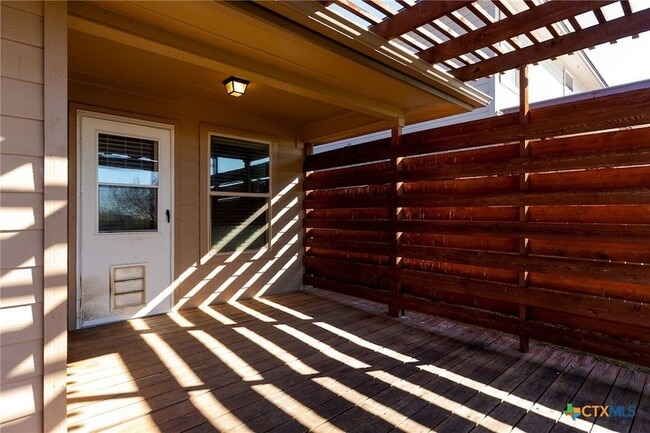 Building Photo - 1502 Shim's Blvd