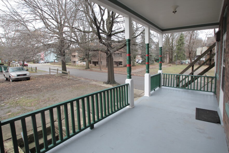 Building Photo - 442 S Trenton Ave