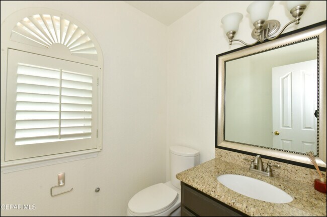 Building Photo - 1857 Ralph Janes Pl