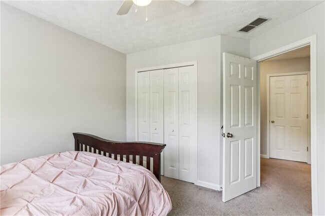 Building Photo - 4284 Cabretta Dr