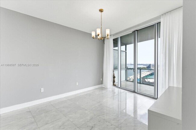 Building Photo - 1100 Biscayne Blvd