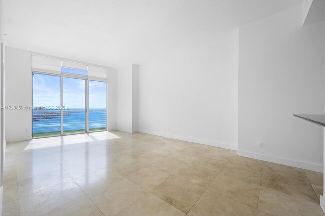Building Photo - 325 S Biscayne Blvd
