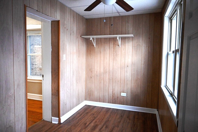 Building Photo - 5527 W Potomac Ave