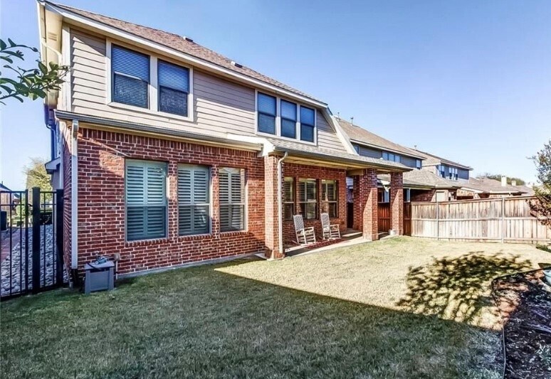 Building Photo - 408 Rosemont Ln