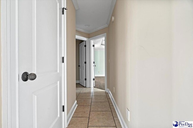 Building Photo - 1601 Pickford Ln