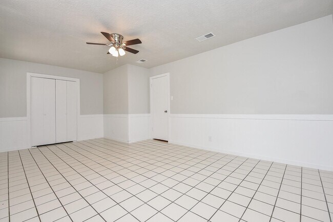 Building Photo - 12713 Roy Harris Loop