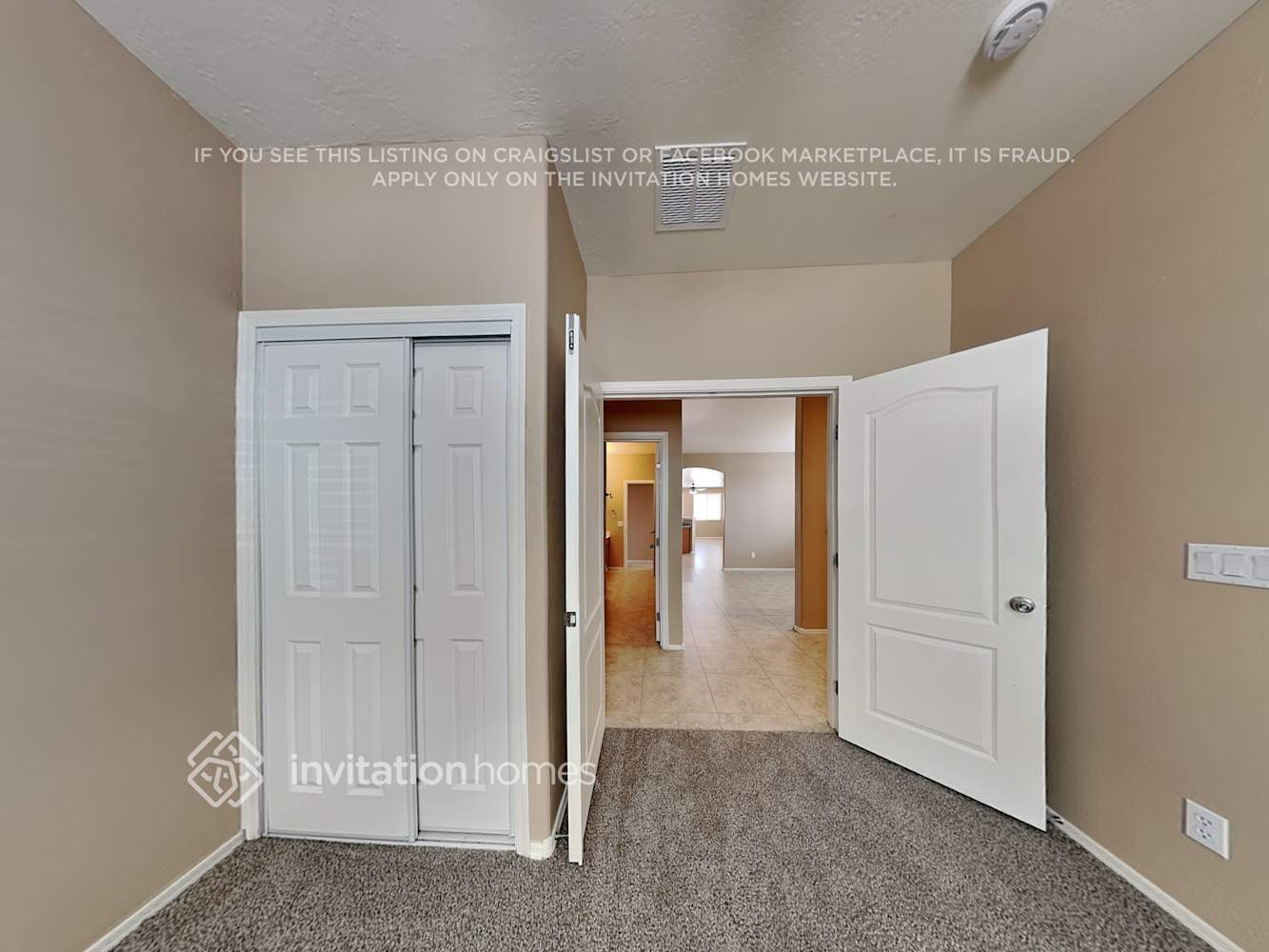 Building Photo - 4962 E Longhorn St