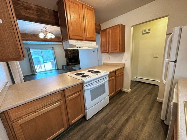 Building Photo - 3012 W 33rd Avenue