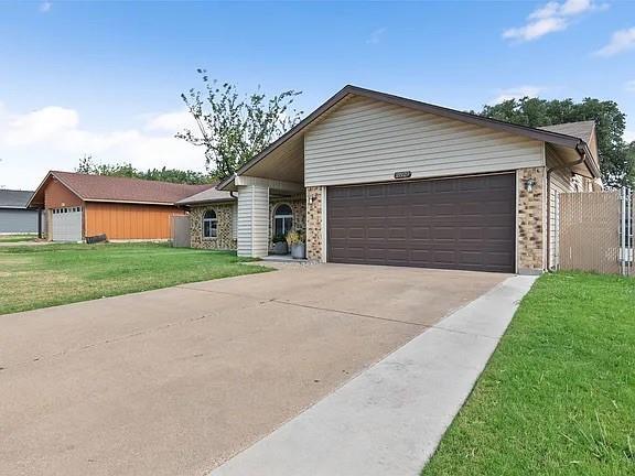 Building Photo - 2829 Elk Grove Rd