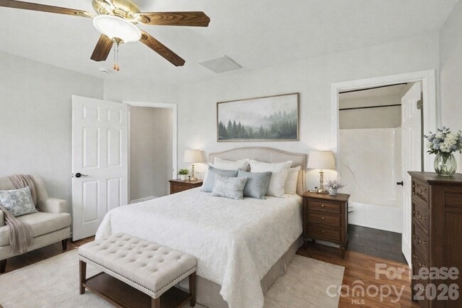 Building Photo - 4962 Bentgrass Run Dr