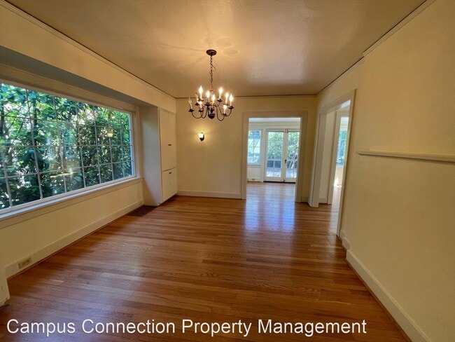 Building Photo - 4 br, 2 bath House - 1257 E. 19th Ave
