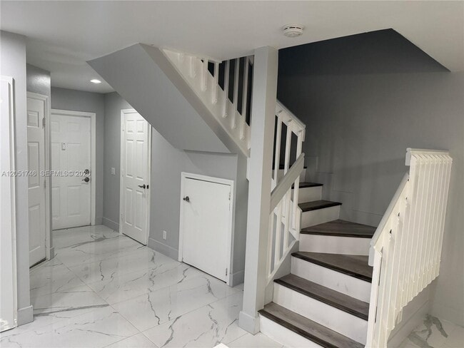 Building Photo - 774 NW 42nd Pl