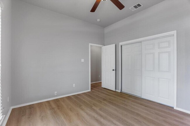 Building Photo - 2539 Pearson Way