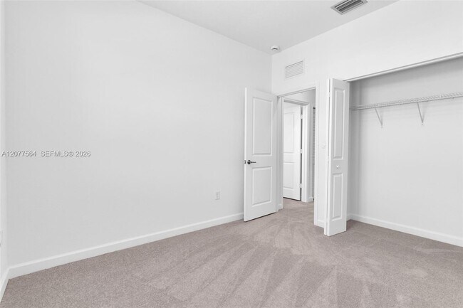 Building Photo - 2660 SE 28th St