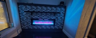 Building Photo - 700 S Oakley Blvd