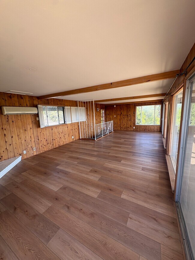 Building Photo - 232 Vista Del Indio