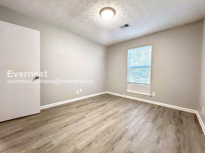 Building Photo - 4512 Jamerson Forest Pkwy