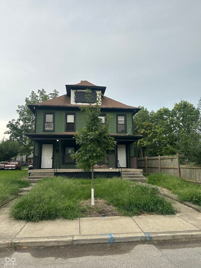 Primary Photo - 615 N Tacoma Ave