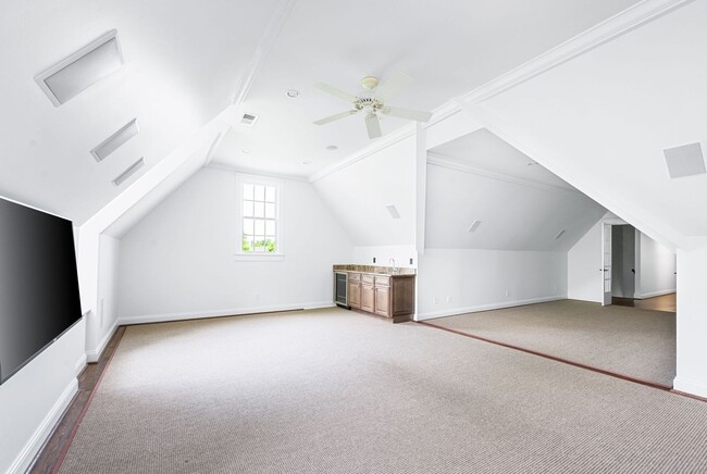 Building Photo - A timeless Cape Cod-style estate!