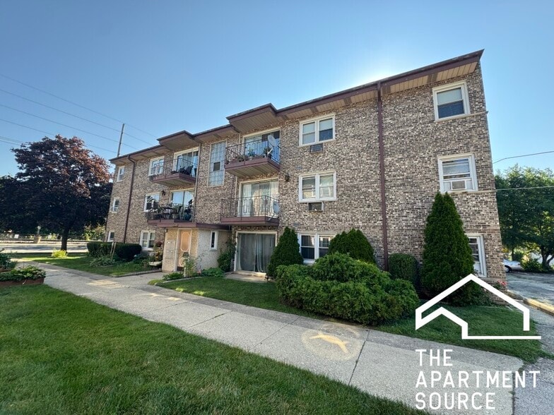 Building Photo - 8545 W Arnold St