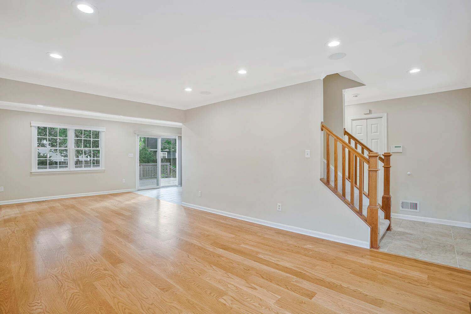 Building Photo - 1408 Damsel Ln