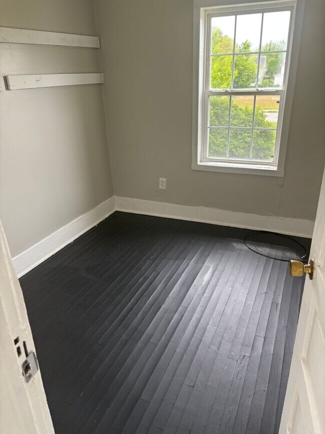 Building Photo - Section 8 Accepted!!!