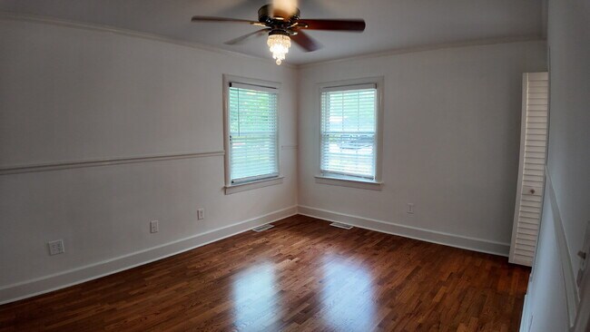 Building Photo - Welcome home!