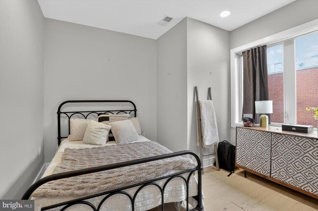 Building Photo - 151 N 2nd St