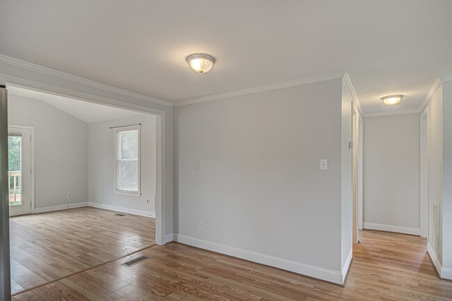 Building Photo - 8603 Haw River Rd