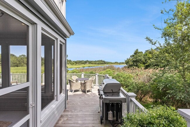 Building Photo - 21 Old Stone Hwy