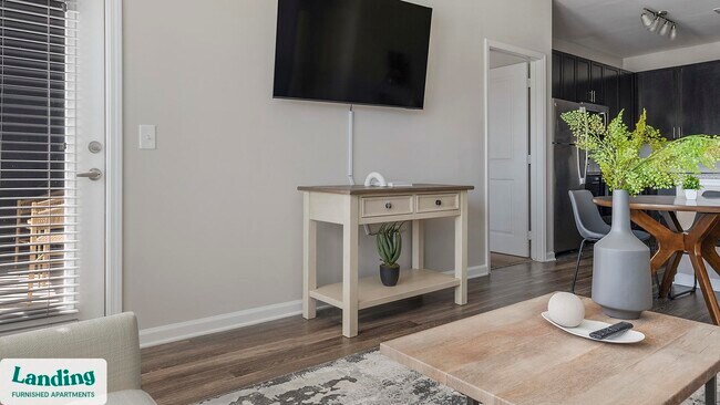 Building Photo - 915 Brentmoor Dr