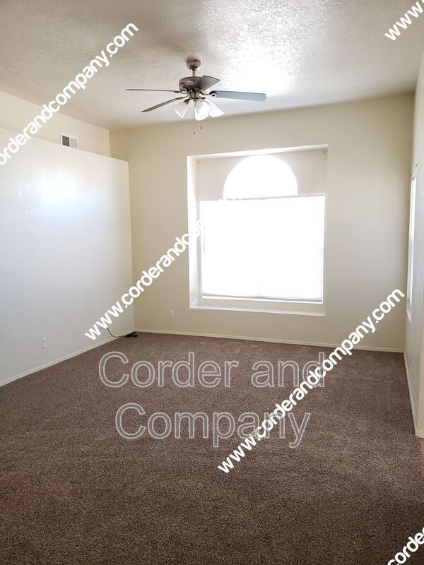 Building Photo - 1117 Sand Dune Rd NE