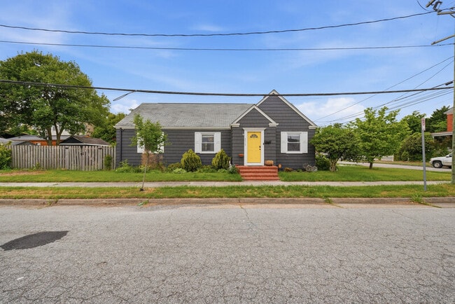 Building Photo - 3715 Omohundro Ave