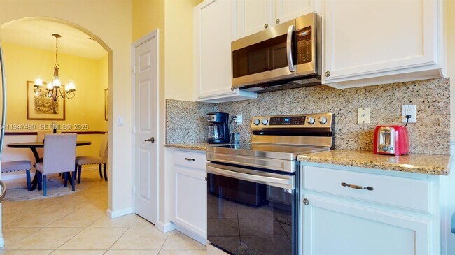 Building Photo - 7554 SW Herrington Ln